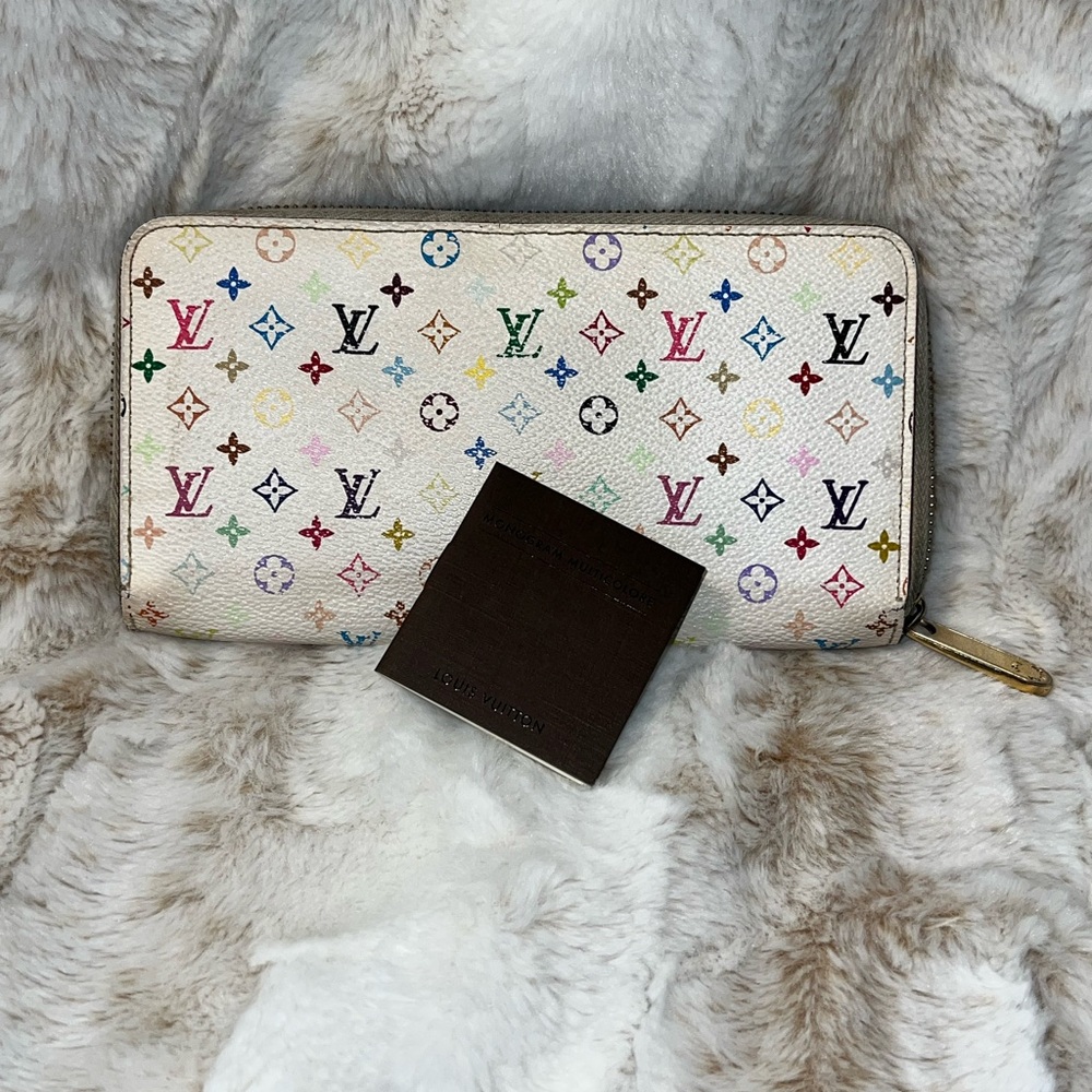Louis Vuitton Cream Wallet with Multicolor Pattern
